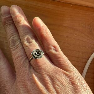 Elegant Sterling Silver Rose Ring